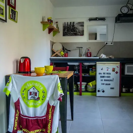 Hostel Velo Valence